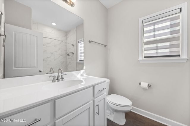 9205 S Lakeside Circle, Walls, MS 38680