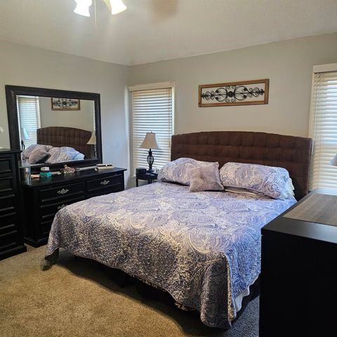 8675 E SANDY HILL CV E, Memphis, TN 38018