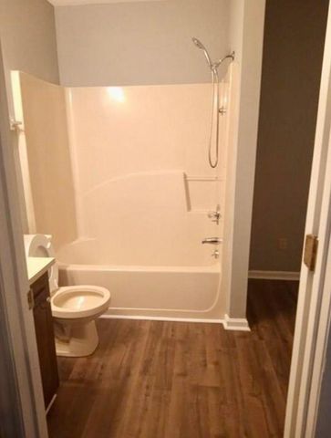 270-276 Shadow Lawn Drive, Orangeburg, SC 29115