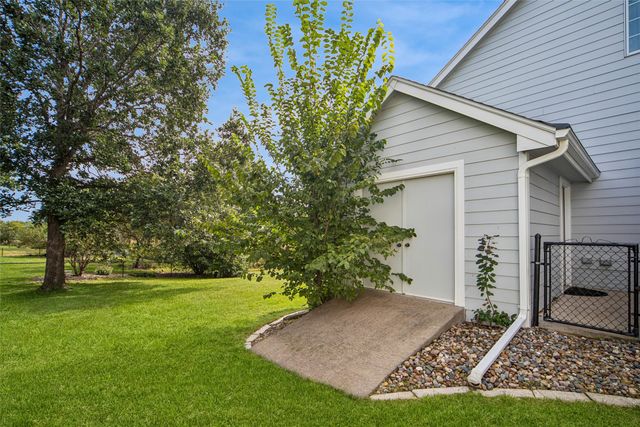 8111 Wellington Boulevard, Johnston, IA 50131