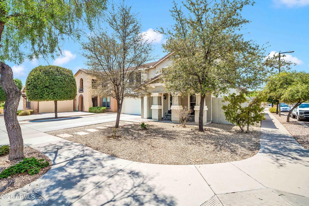 17820 N 183RD Avenue, Surprise, AZ 85374 — photo 2