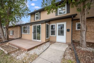 328 S Redwood Drive, Mankato, MN 56001