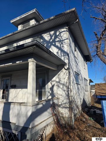 2418 Valley Street, Omaha, NE 68134