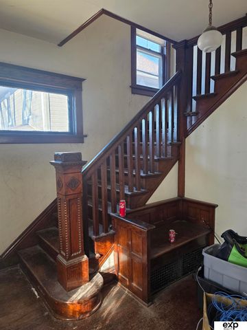 2418 Valley Street, Omaha, NE 68134