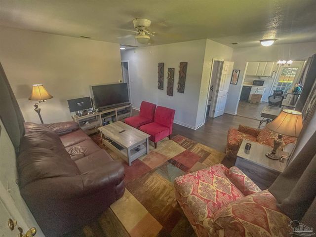 507 W Sunset Ave, Pensacola, FL 32507