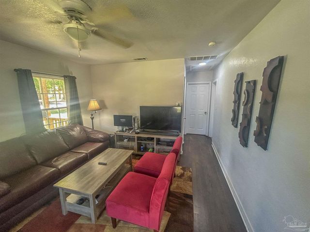 507 W Sunset Ave, Pensacola, FL 32507