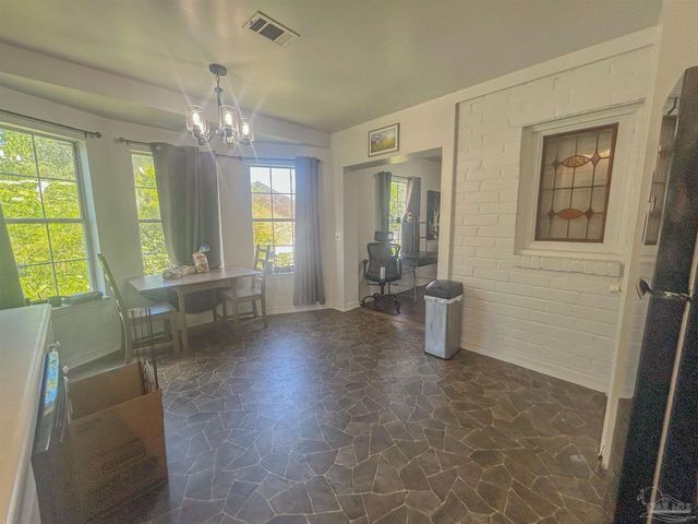 507 W Sunset Ave, Pensacola, FL 32507