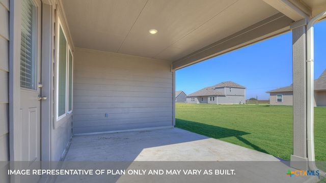 325 BARRON ESTATE Drive, Lockhart, TX 78644