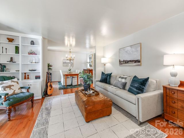 621 Laurel Fork Drive, Matthews, NC 28105