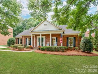 621 Laurel Fork Drive, Matthews, NC 28105