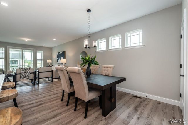734 Barnwood Hill Drive, O'fallon, MO 63385