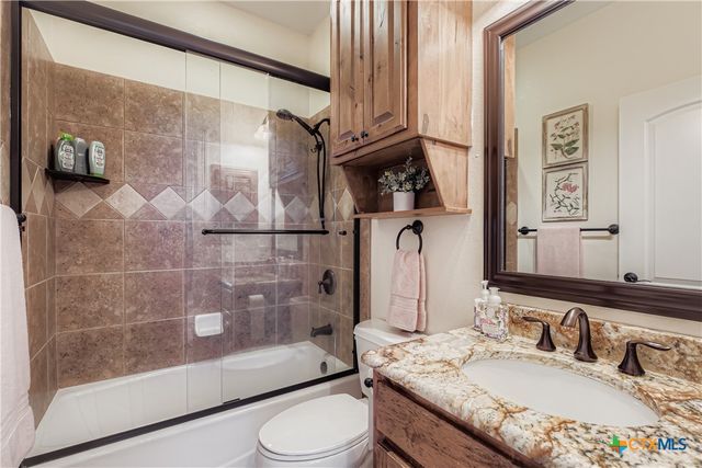 9907 Kopplin Road, New Braunfels, TX 78132