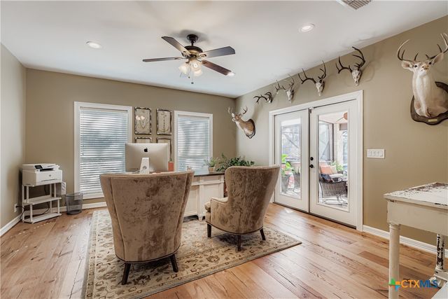 9907 Kopplin Road, New Braunfels, TX 78132