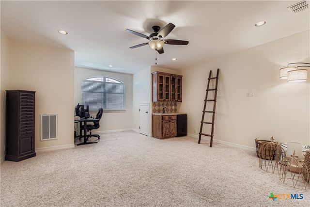 9907 Kopplin Road, New Braunfels, TX 78132