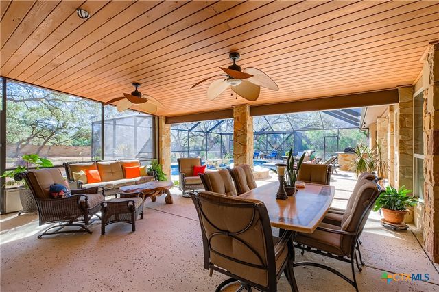 9907 Kopplin Road, New Braunfels, TX 78132