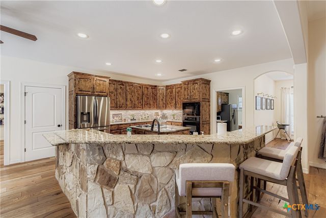 9907 Kopplin Road, New Braunfels, TX 78132