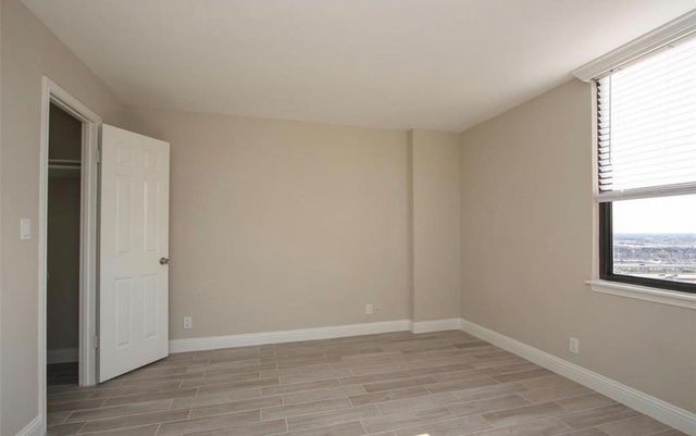 3525 Sage Road 1701, Houston, TX 77056