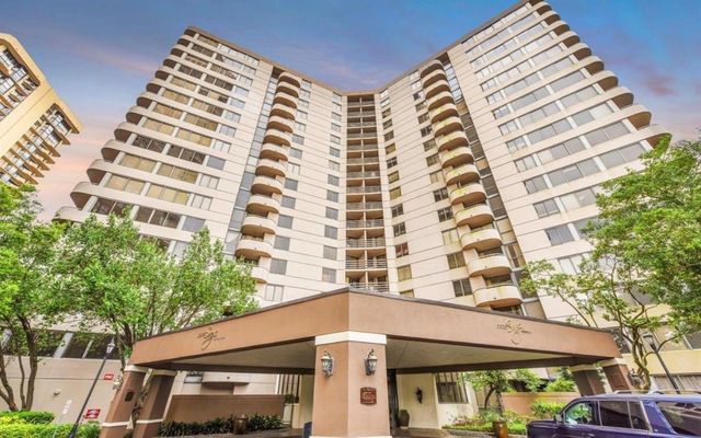 3525 Sage Road 1701, Houston, TX 77056