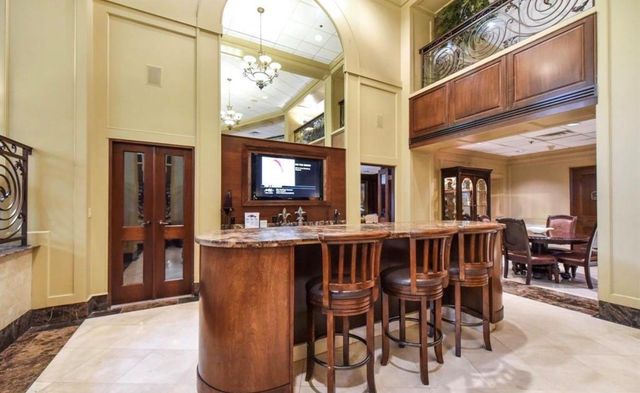 3525 Sage Road 1701, Houston, TX 77056