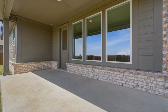 3526 Helena Street, Gainesville, TX 76240