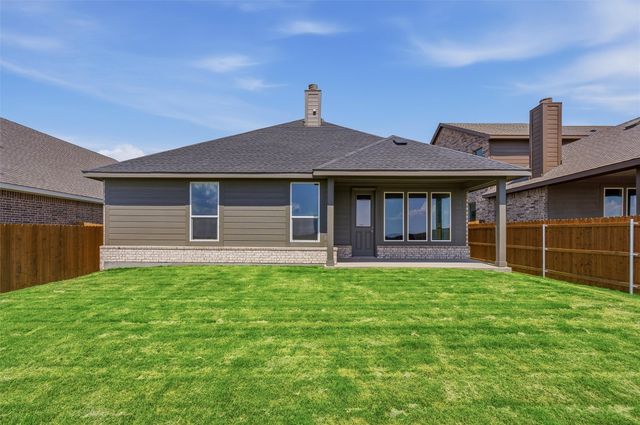 3526 Helena Street, Gainesville, TX 76240