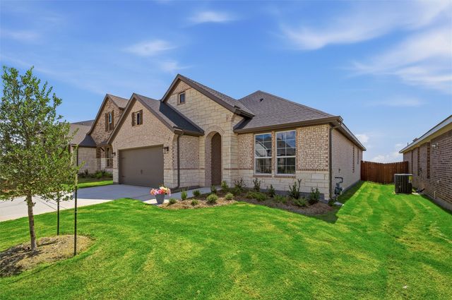 3526 Helena Street, Gainesville, TX 76240