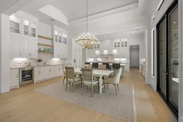 26041 Crown Ranch Boulevard, Montgomery, TX 77316