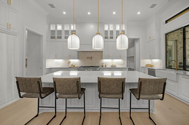 26041 Crown Ranch Boulevard, Montgomery, TX 77316