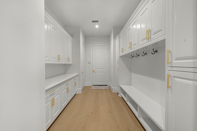 26041 Crown Ranch Boulevard, Montgomery, TX 77316