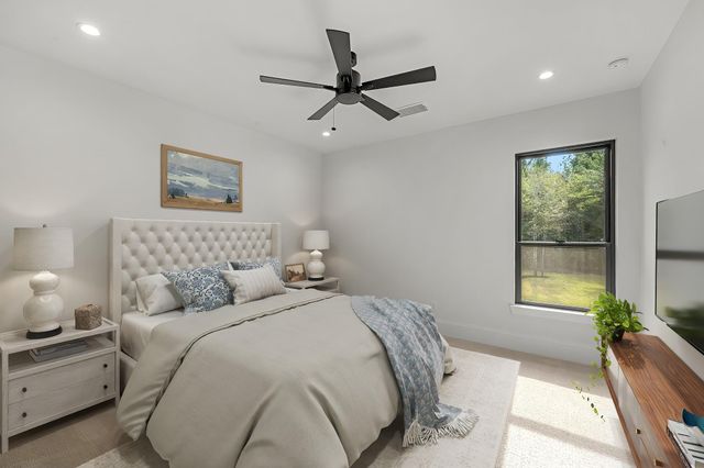 26041 Crown Ranch Boulevard, Montgomery, TX 77316