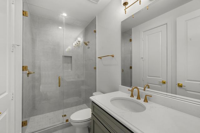 26041 Crown Ranch Boulevard, Montgomery, TX 77316