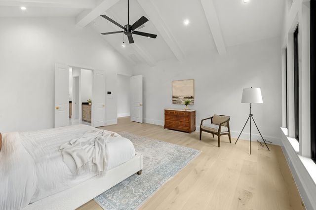 26041 Crown Ranch Boulevard, Montgomery, TX 77316