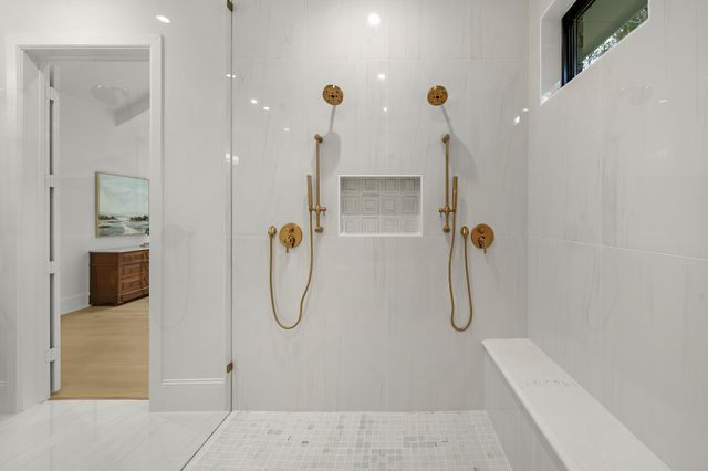 26041 Crown Ranch Boulevard, Montgomery, TX 77316