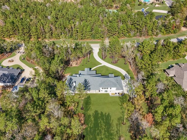 26041 Crown Ranch Boulevard, Montgomery, TX 77316