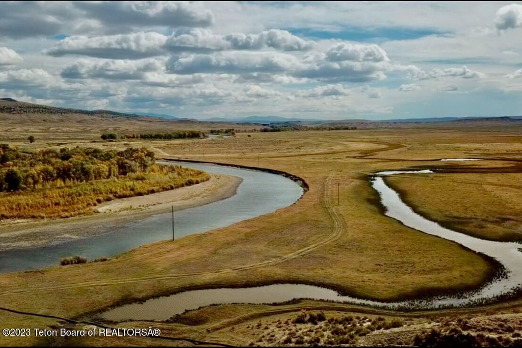 475 COUNTY RD 324, Sinclair, WY 82334 photo 11