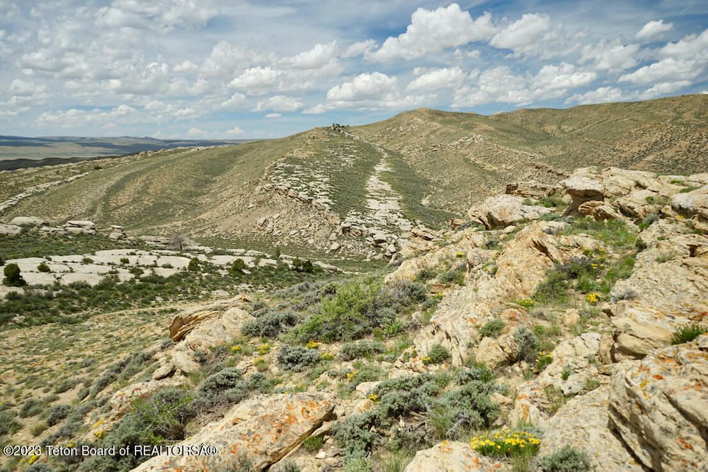 475 COUNTY RD 324, Sinclair, WY 82334 photo 17