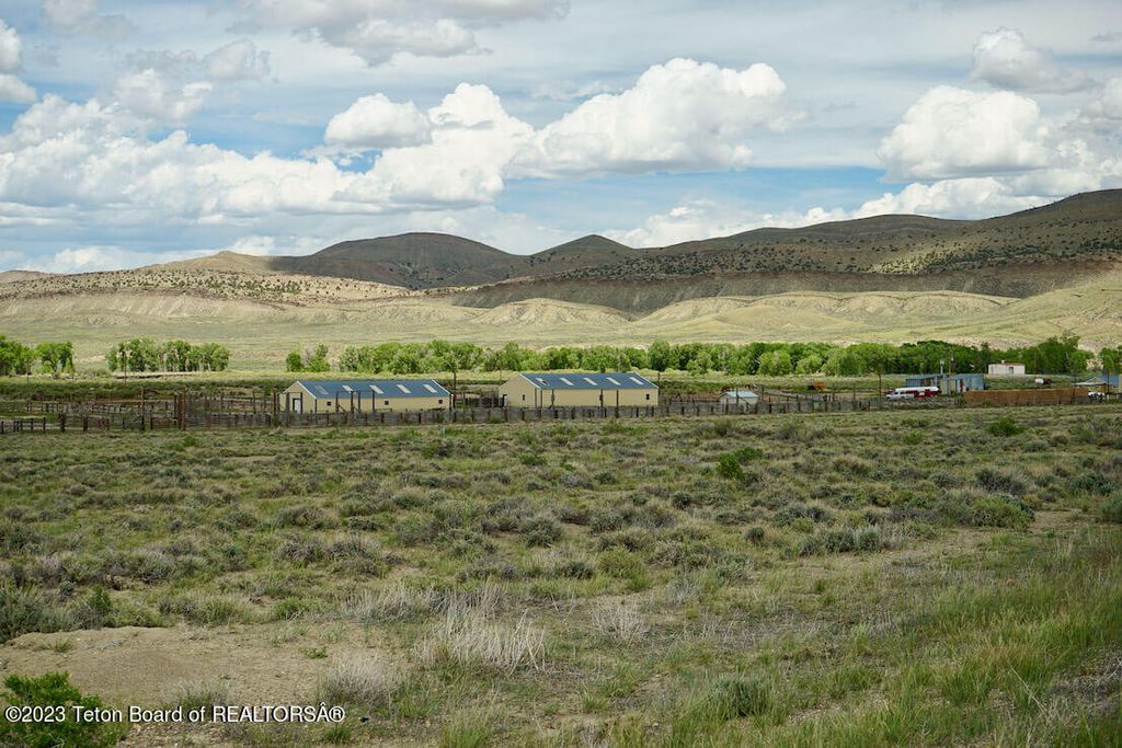 475 COUNTY RD 324, Sinclair, WY 82334 photo 20