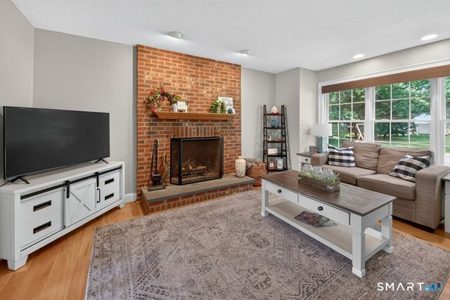41 Beverly Drive, Southington, CT 06489