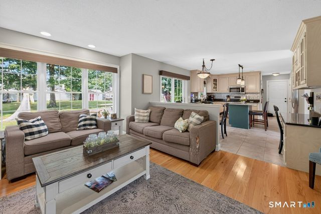 41 Beverly Drive, Southington, CT 06489