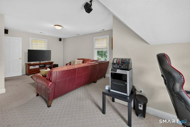 41 Beverly Drive, Southington, CT 06489