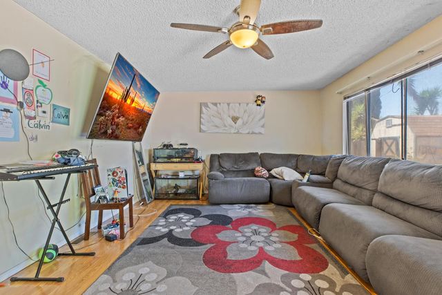 1805 Glaston Ave, Modesto, CA 95350