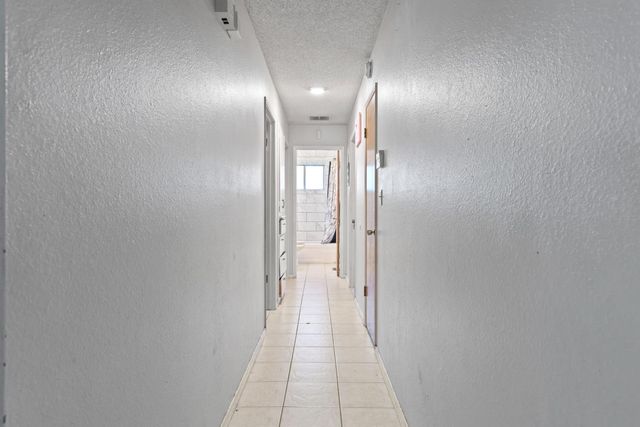 1805 Glaston Ave, Modesto, CA 95350