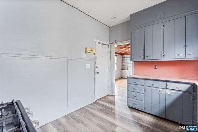 109 Orchard Street, Elizabeth, NJ 07208