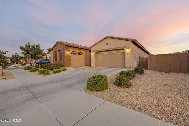 3825 W BUIST Avenue, Laveen, AZ 85339