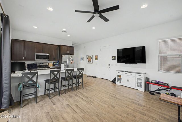 3825 W BUIST Avenue, Laveen, AZ 85339