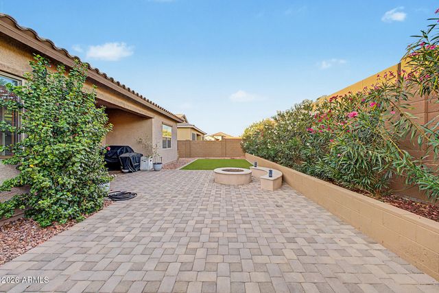 3825 W BUIST Avenue, Laveen, AZ 85339