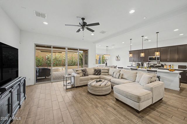 3825 W BUIST Avenue, Laveen, AZ 85339