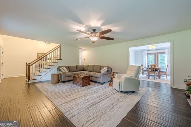 1233 Pebblebrook Road SE, Mableton, GA 30126