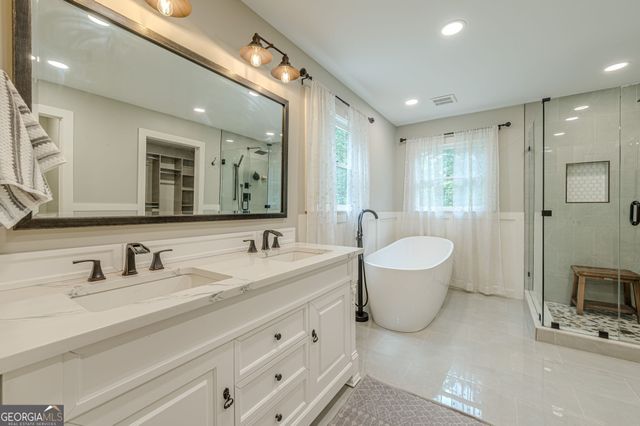 1233 Pebblebrook Road SE, Mableton, GA 30126