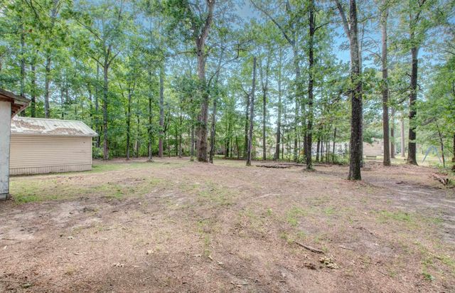 6900 Cherokee Ln, White Hall, AR 71602